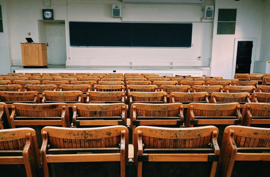 Why Public Speaking Is The Best College Course To Take